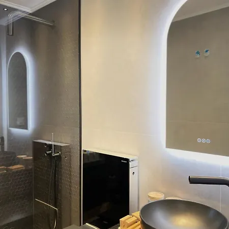 Sea Soon & 2 * Methana