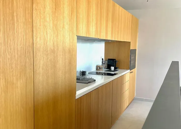 Βίλα Sea Soon & 2 *